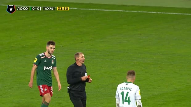 Murilo Cerqueira's red card in the Russian Premier Liga